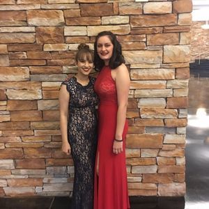 Meet your Posher, Hailey